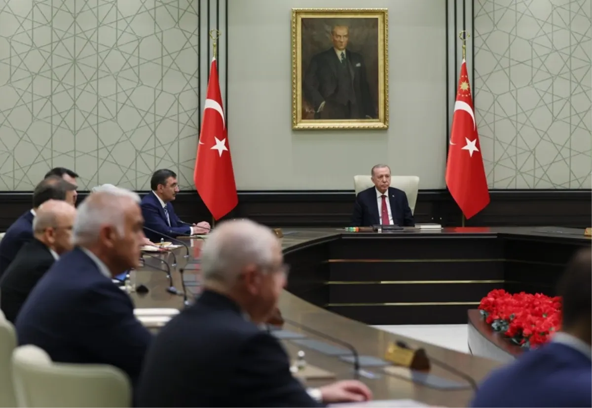 Kabine 3 Haftalik Aranin Ardindan Toplaniyor 17687947 5004 Amp
