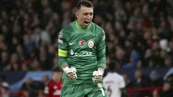 Galatasaray Muslera Nin Yerine Gelecek Kaleciyi 17889546 6890 Amp