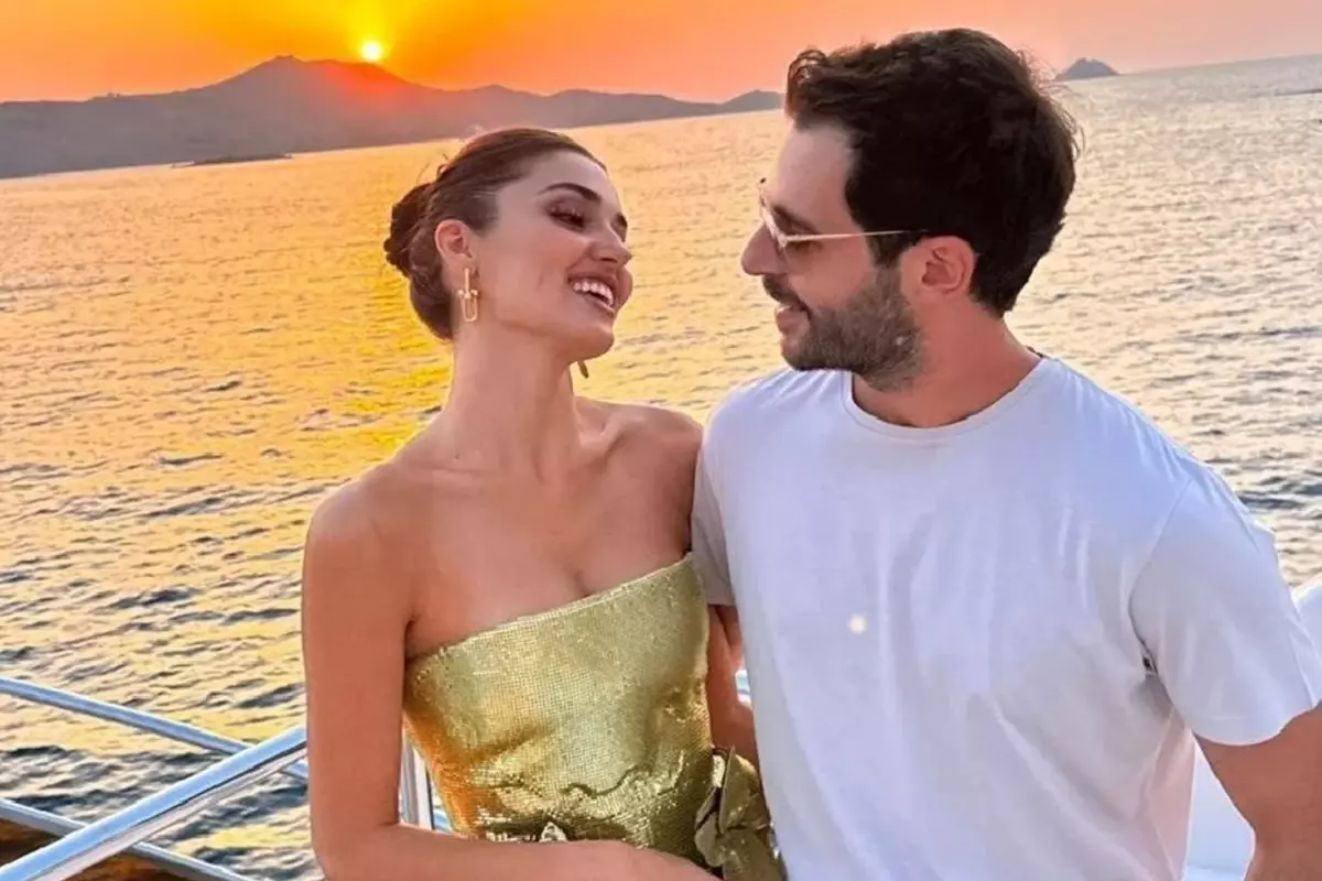 Hande Ercel Ve Hakan Sabanci Dan Ayrilik 18785923 8661 Amp