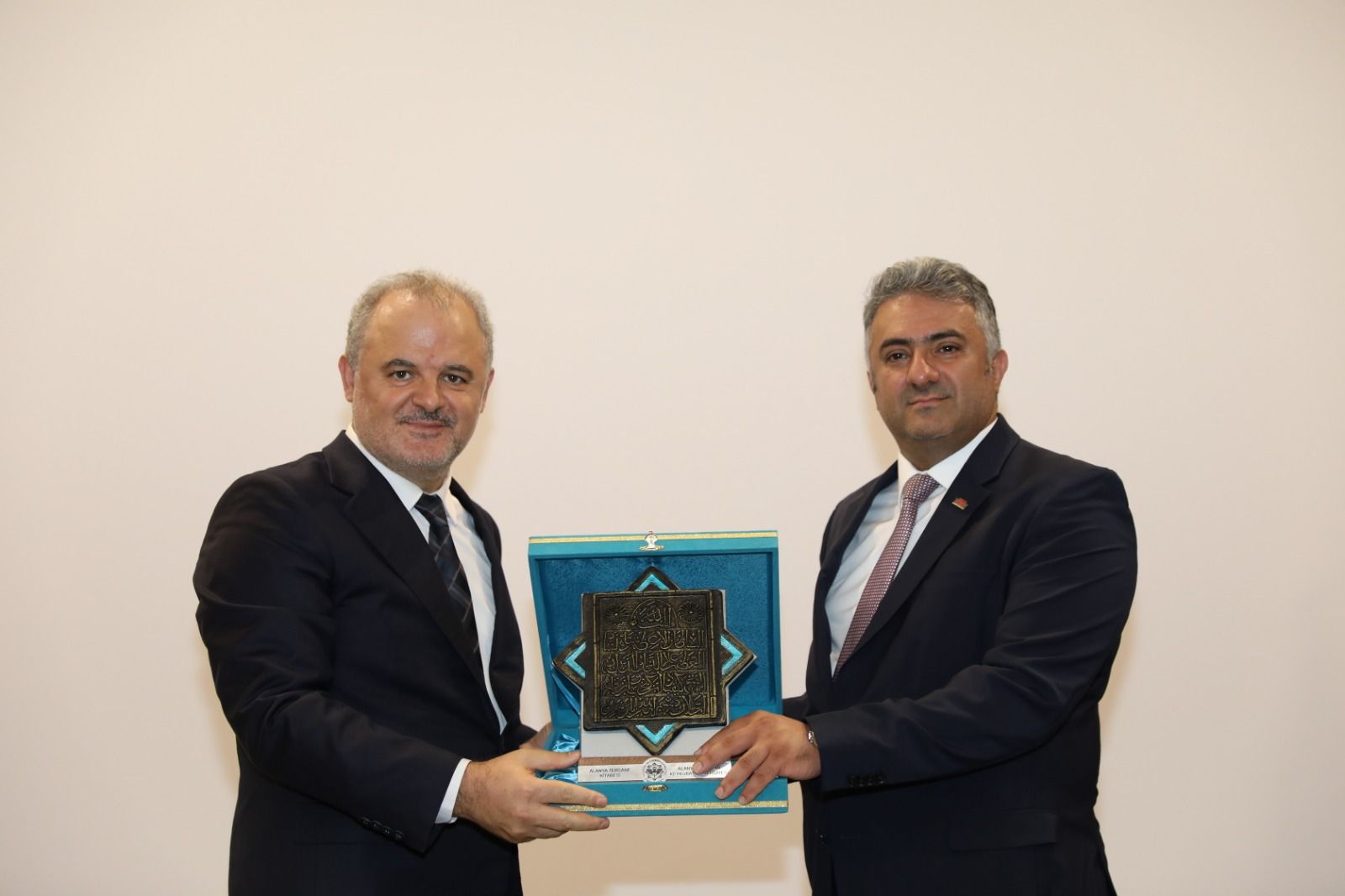 Patent alan akademisyenler ALKÜ'de ödüllendirildi - Alanya Haber ...