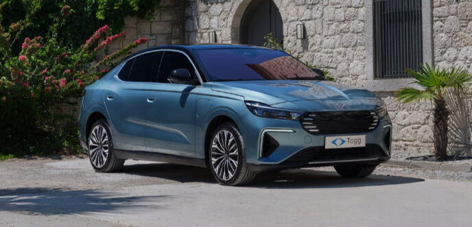 Togg’un Yeni Sedan Modeli T10F, 623 Km Menziliyle Fuarın Gözdesi Oldu (3)