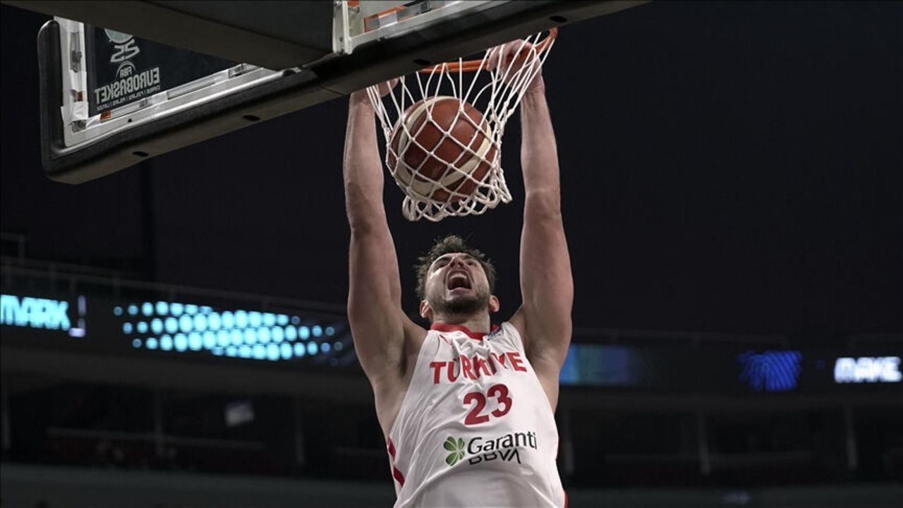 Türkiye İsveç Basketbol Maçı1