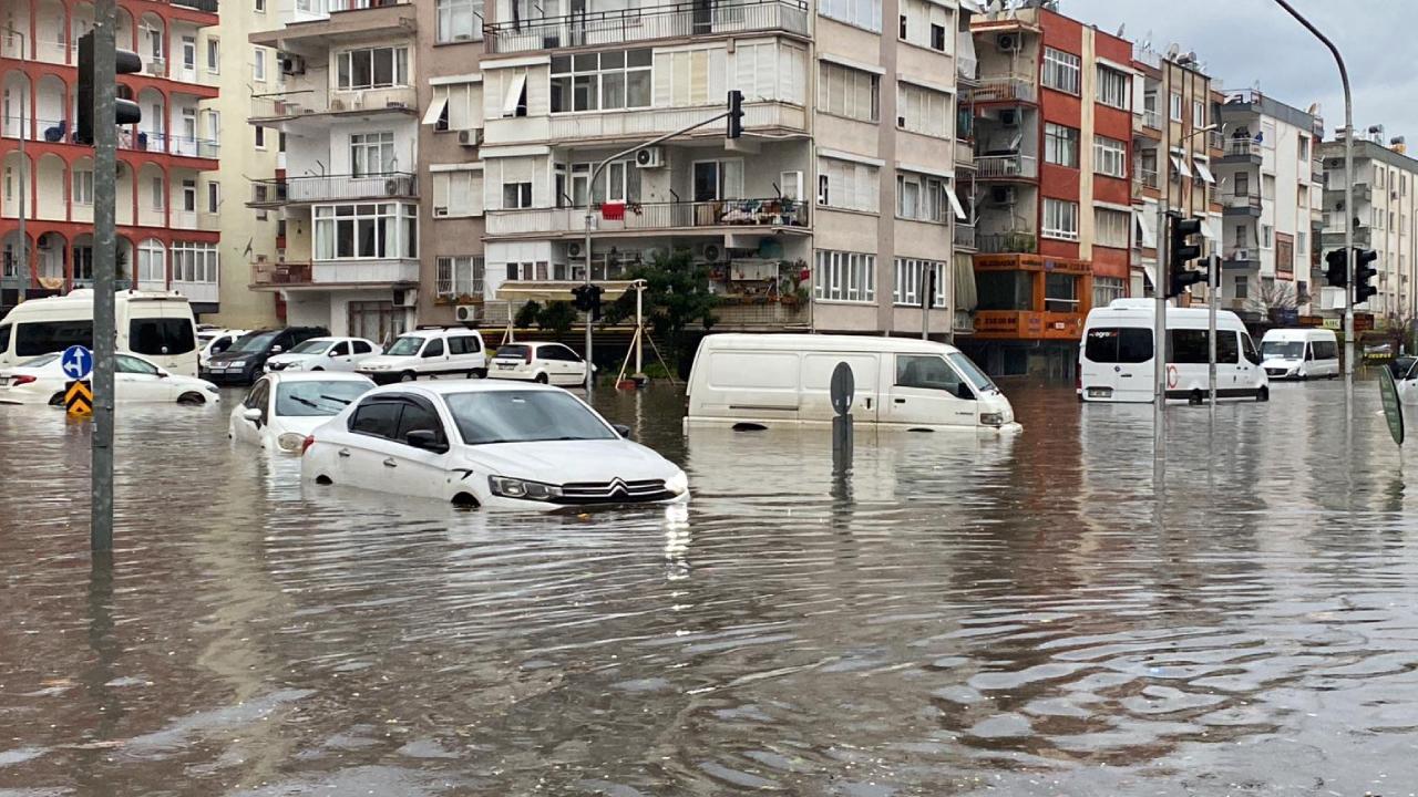 Antalya'yı öğleden sonra saracak: Kuvvetli geliyor - Alanya Haber - Alanya  Son Dakika Haberleri