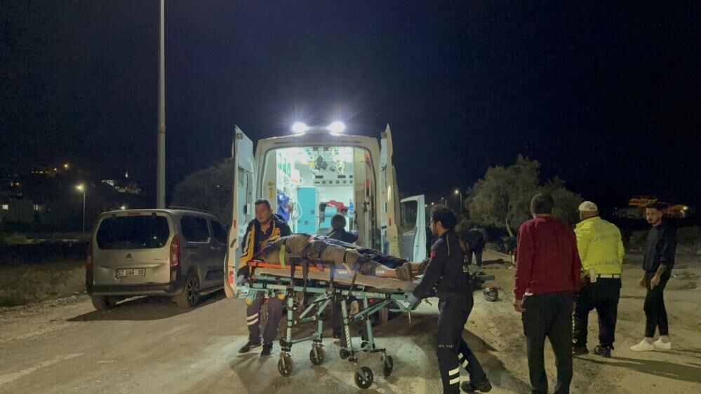 Direksiyon Hakimiyetini Kaybeden Alkollü Sürücü Yaralandı1