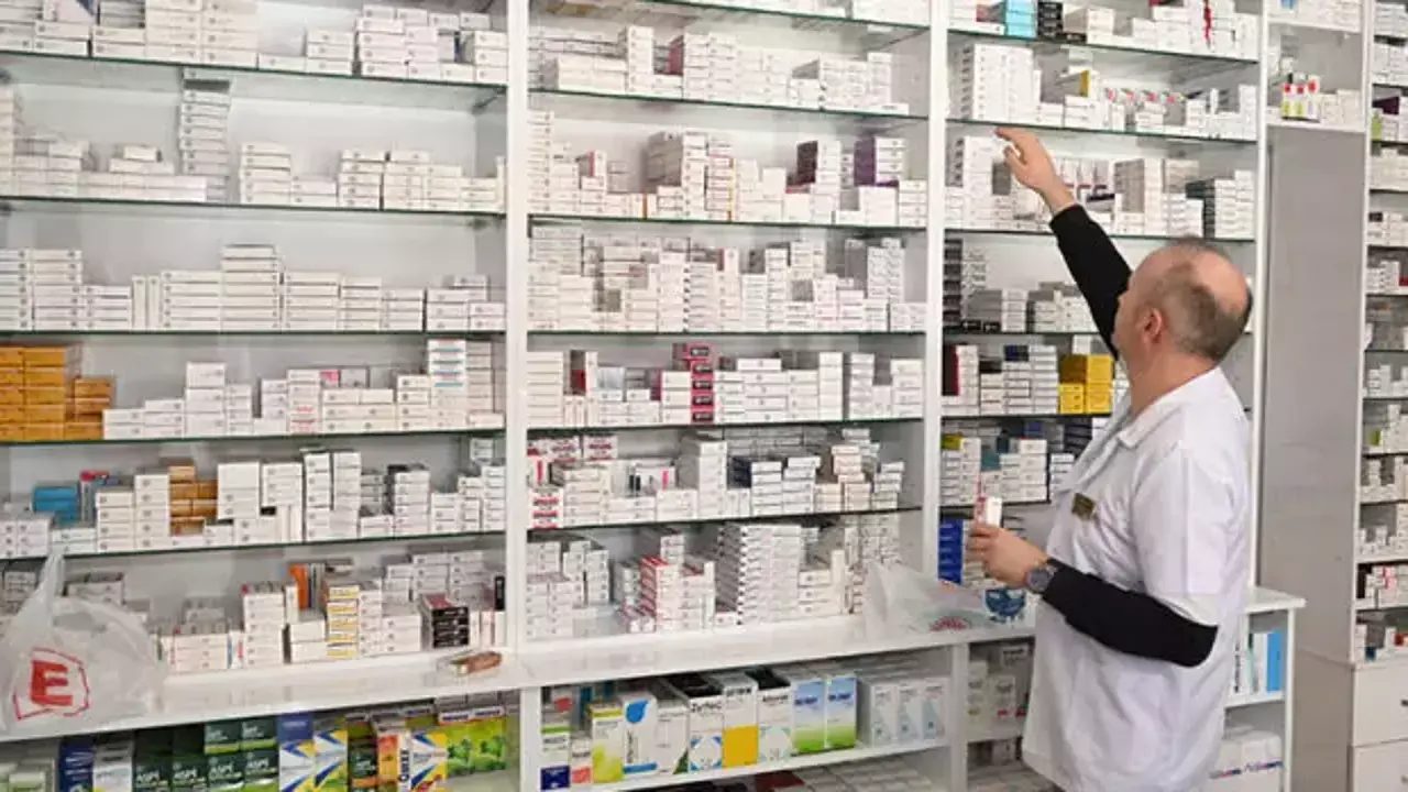 Açık Eczane 4 Cz F7 1773136786 5812