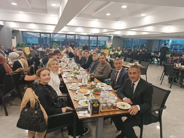 Aksu Ilçe Mem Iftar Sofrası