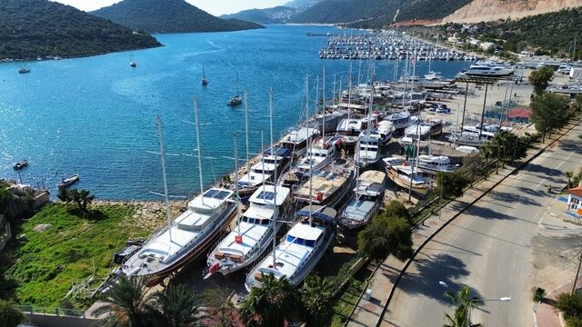 Antalya Tekne Yat Liman 2