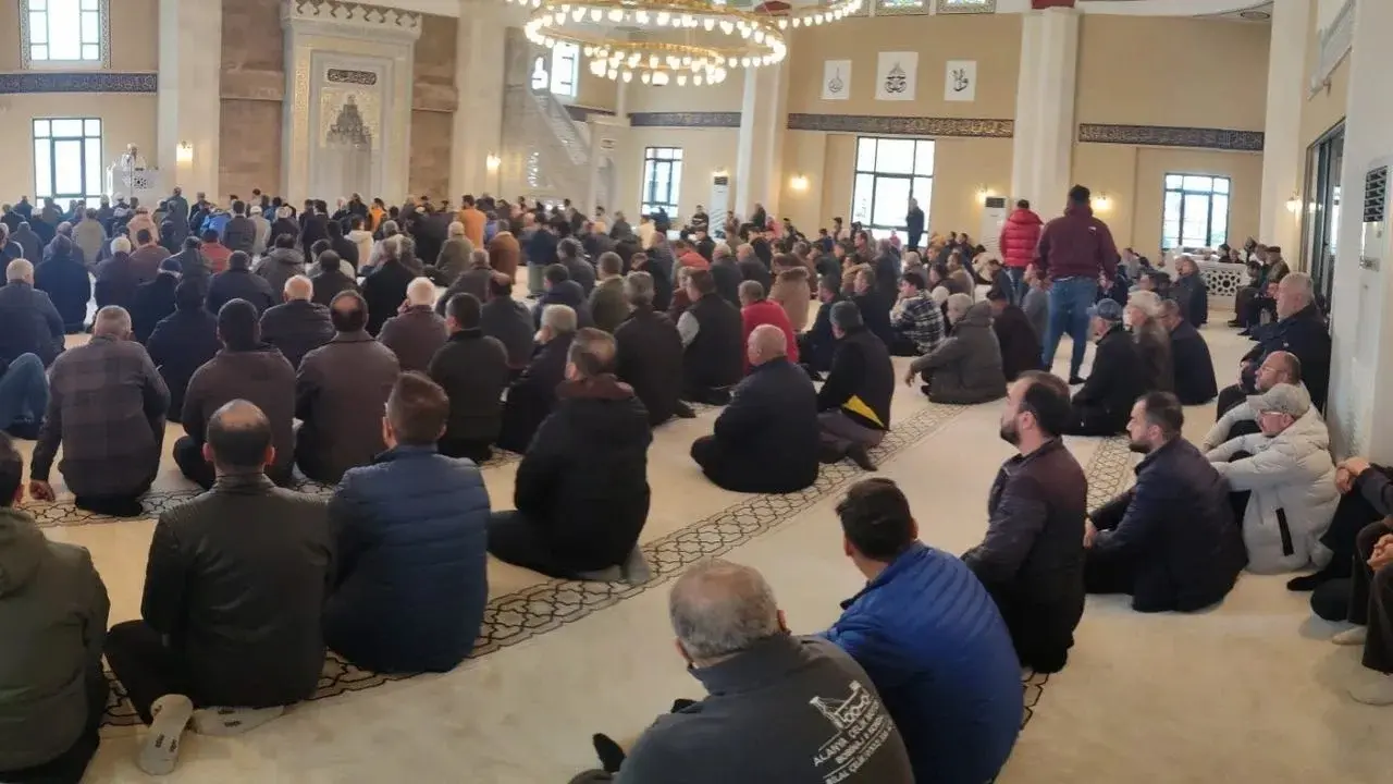 Bayram Namazı (1)
