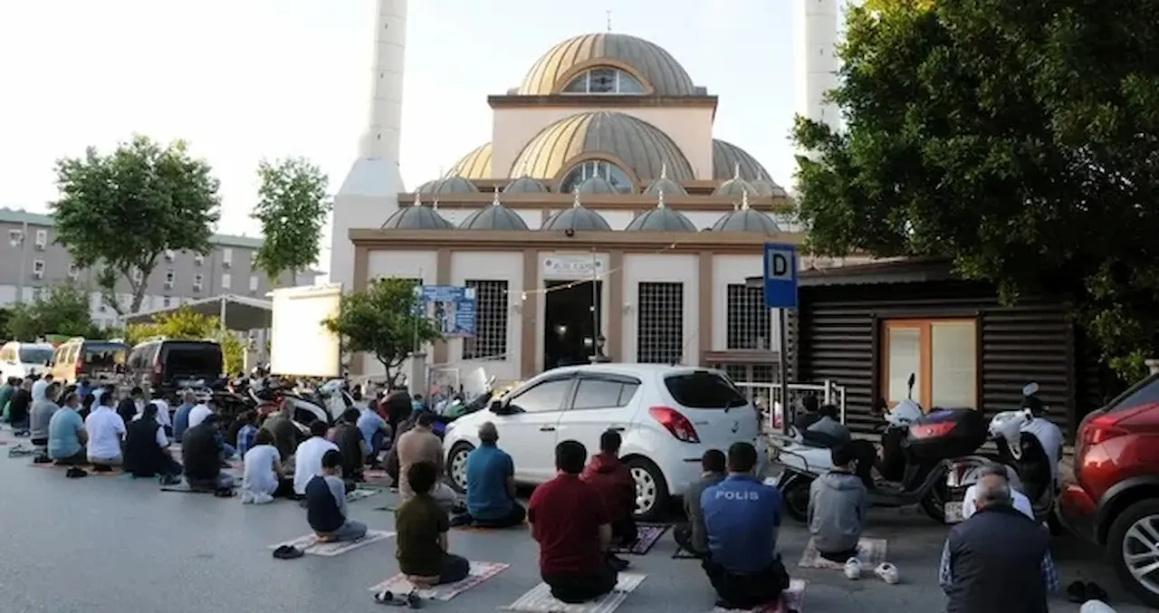 Bayram Namazı (2)