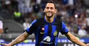 Hakan Çalhanoğlu-1