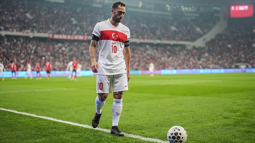 Hakan Çalhanoğlu Tarihe Geçti! Milli Formayla Kırılmadık Rekor Bırakmadı!