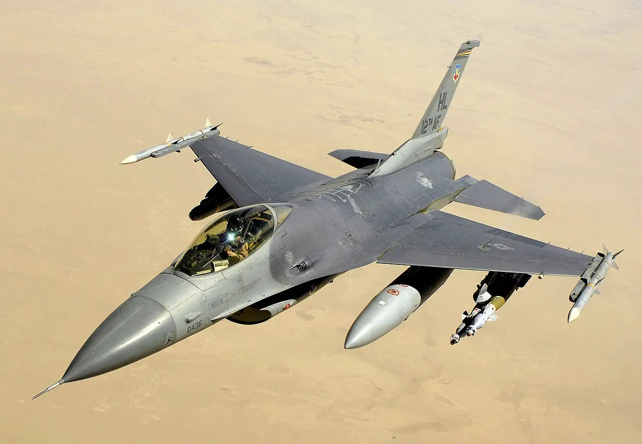 Kıbrıs'a F16 (2)