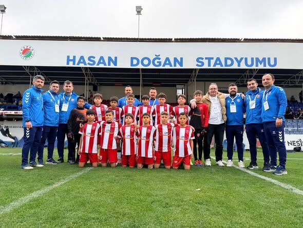 23 Nisan Ulusal Egemenlik Ve Çocuk Bayramı Antalya