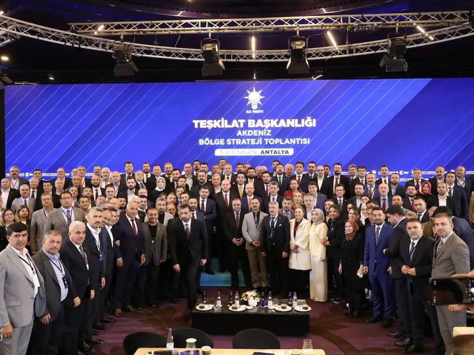 Ak Parti (2)-1