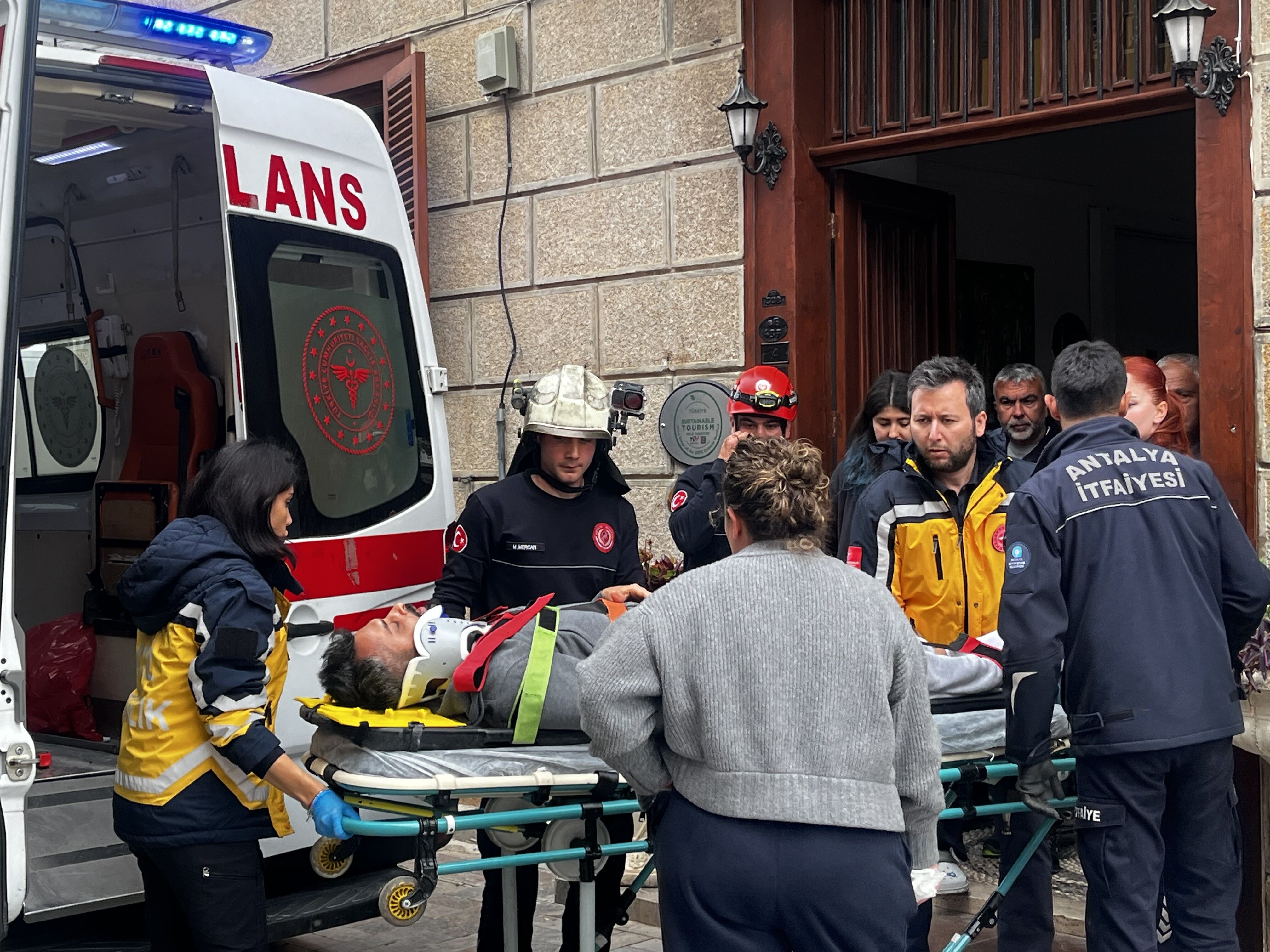 Antalya Kaleiçi'nde Korkunç Olay (1)