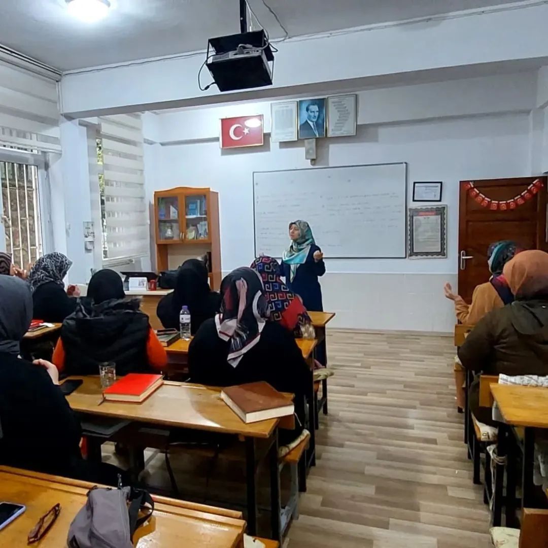 El Aksa Kur’an Kursu’nda Şehit Öğretmen Ve Öğrenciler Için Dua