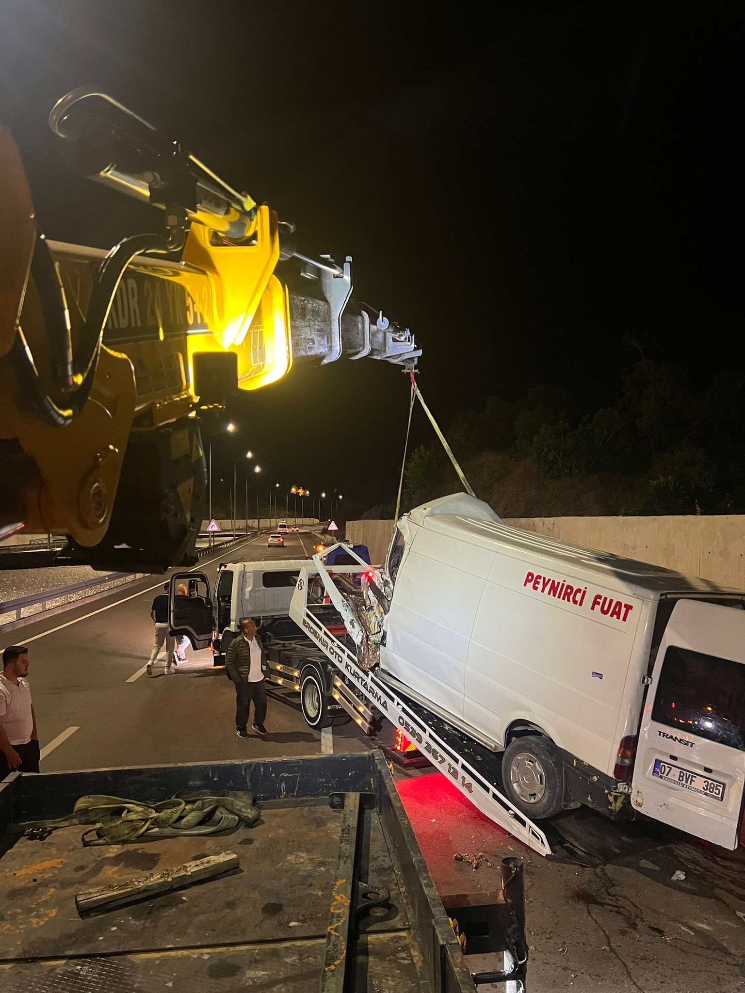 Alanya Feci Kaza Istinat Duvarına Çarptı (1)-1