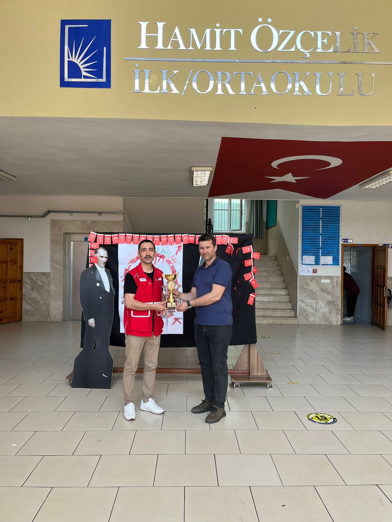 Alanya Hamit Özçelik İlkokulu Ve Ortaokulu’nda Kan Bağışı (1)