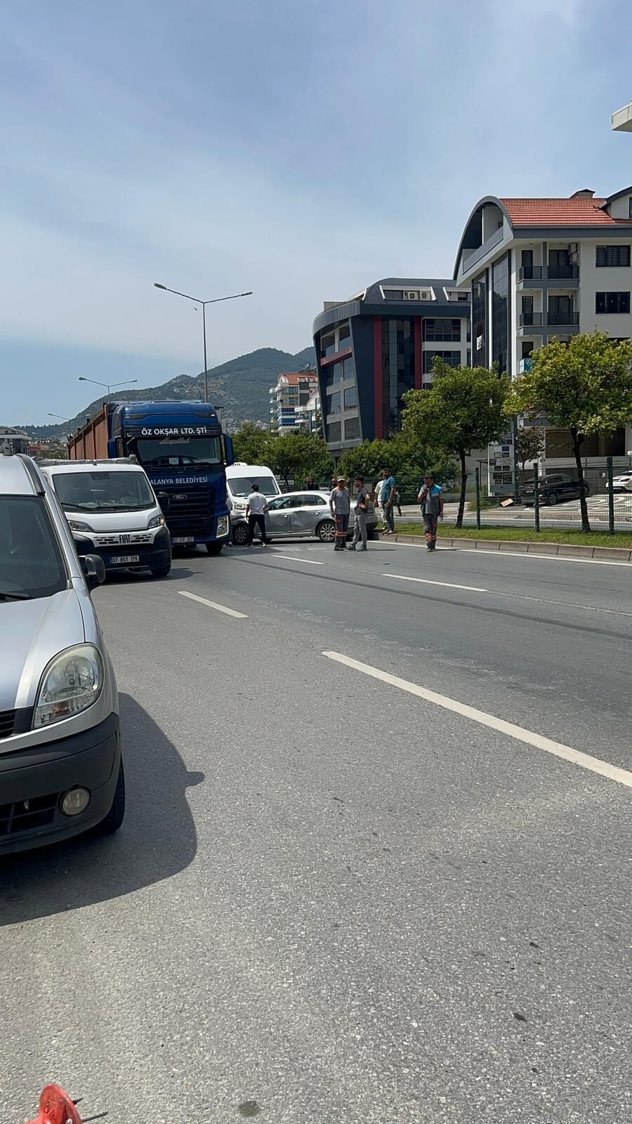 Alanyada Trafikte Panik Yarattı (1)-2