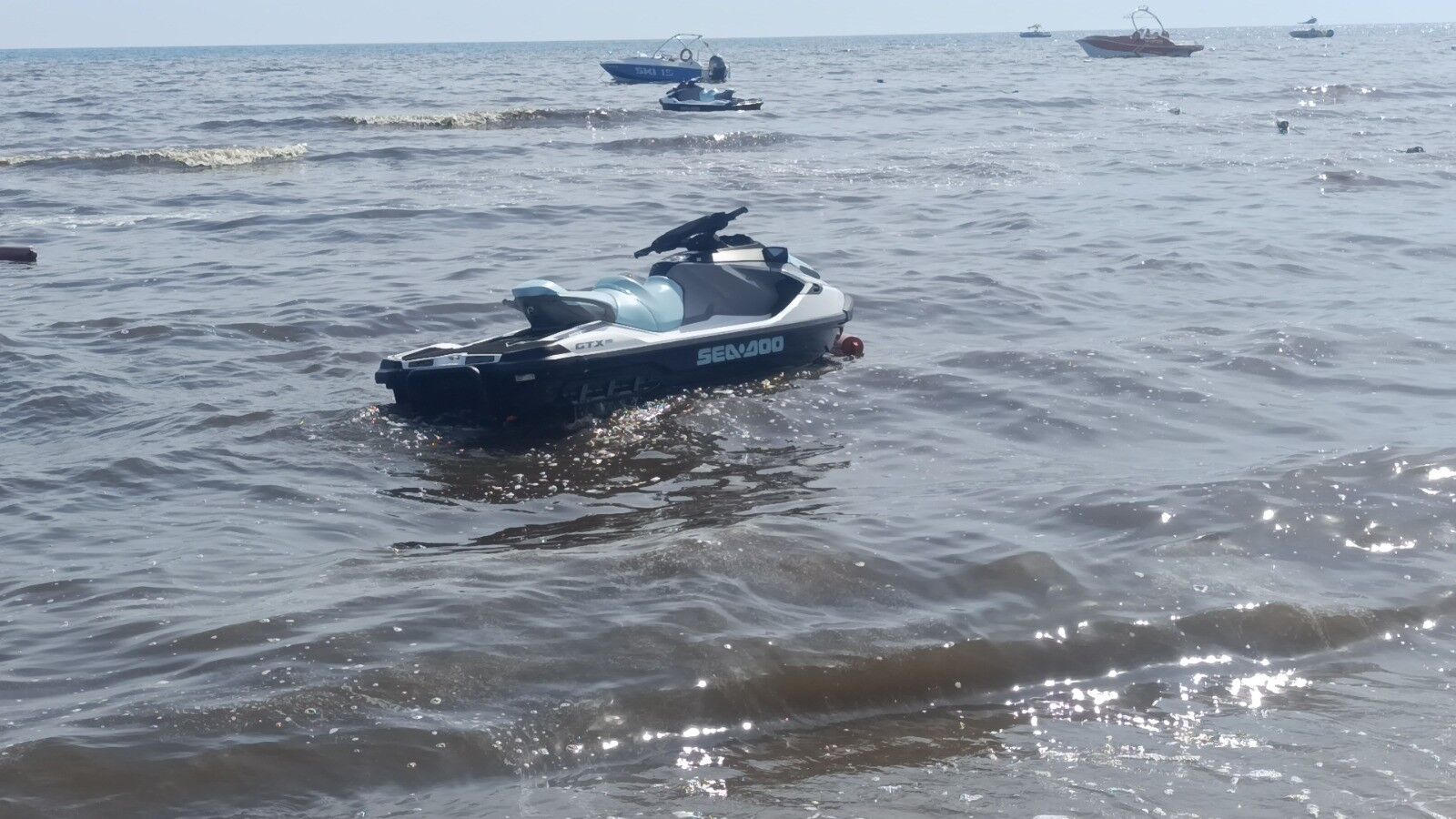 Antalya'da Turistler Sahili Terk Etti! (5)