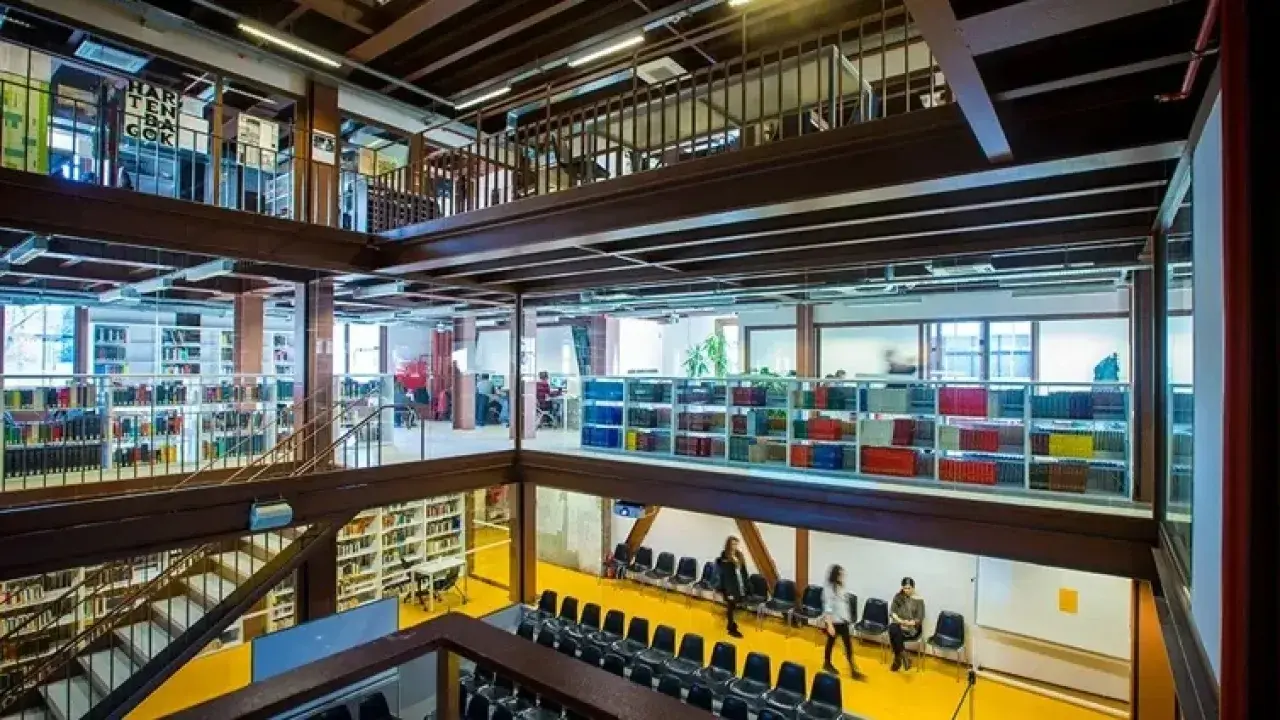 Bilgi Üniversitesi (3)