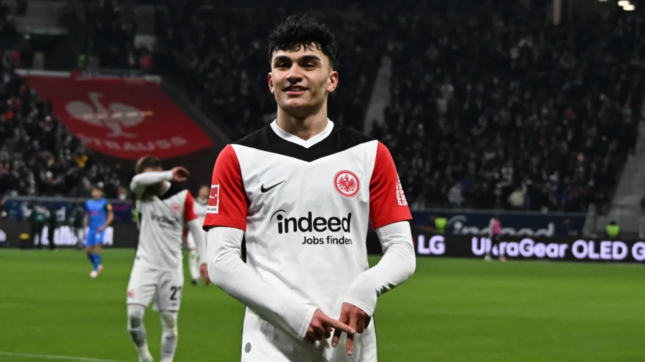 Can Uzun-1