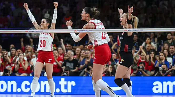 ÜÇÜNCÜ SET SONUCU l Türkiye 23 ( 1-2 ) 25 Çin