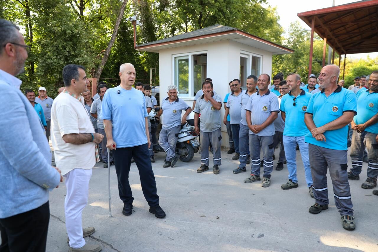 Alanya Belediyesi Borç Öderken, Filoyu Da Büyüttü! Sıfır Araçlar Hizmette (6)
