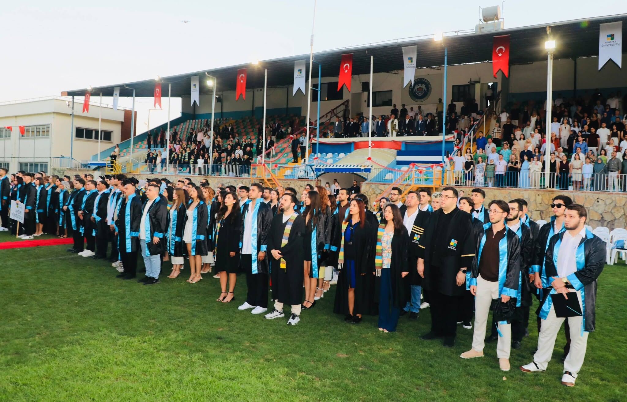 Alanya Üniversitesi Mezunlarını Geleceğe Uğurladı (7)
