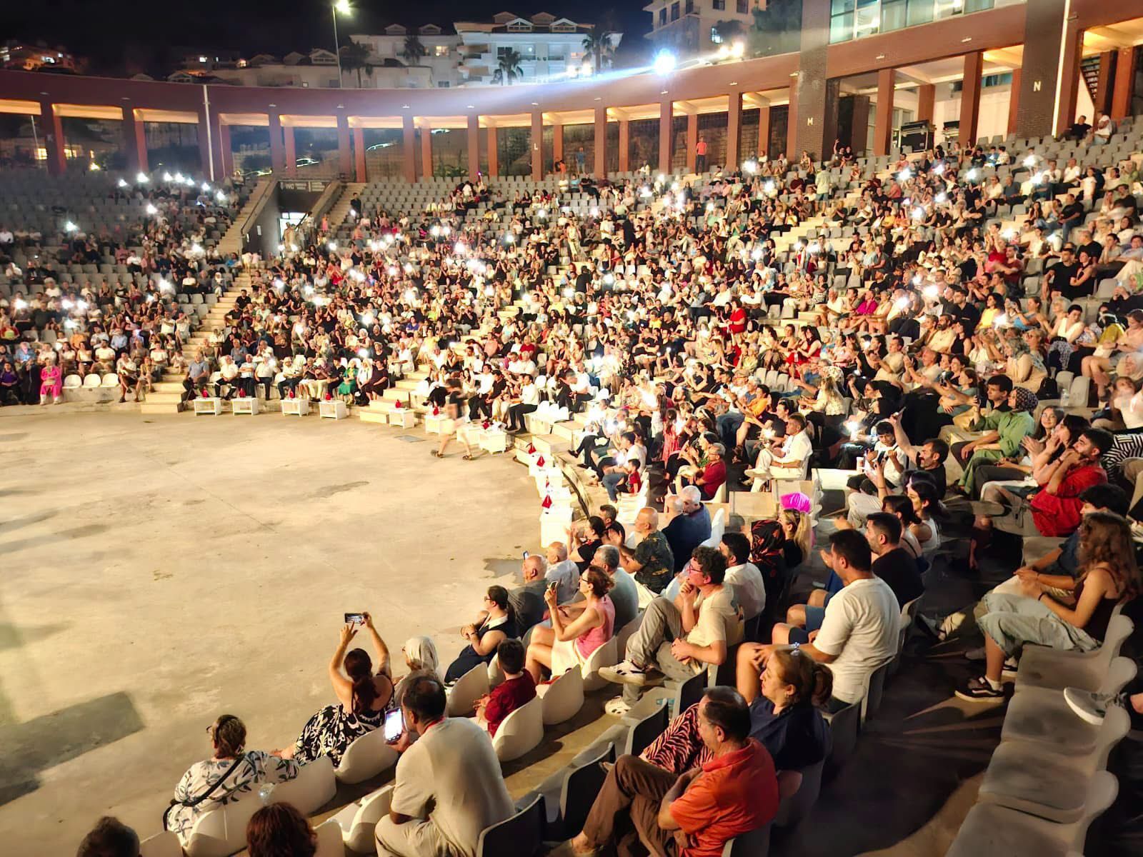 Alanya'da Konseri Müzik Öğretmenleri Verdi (3)