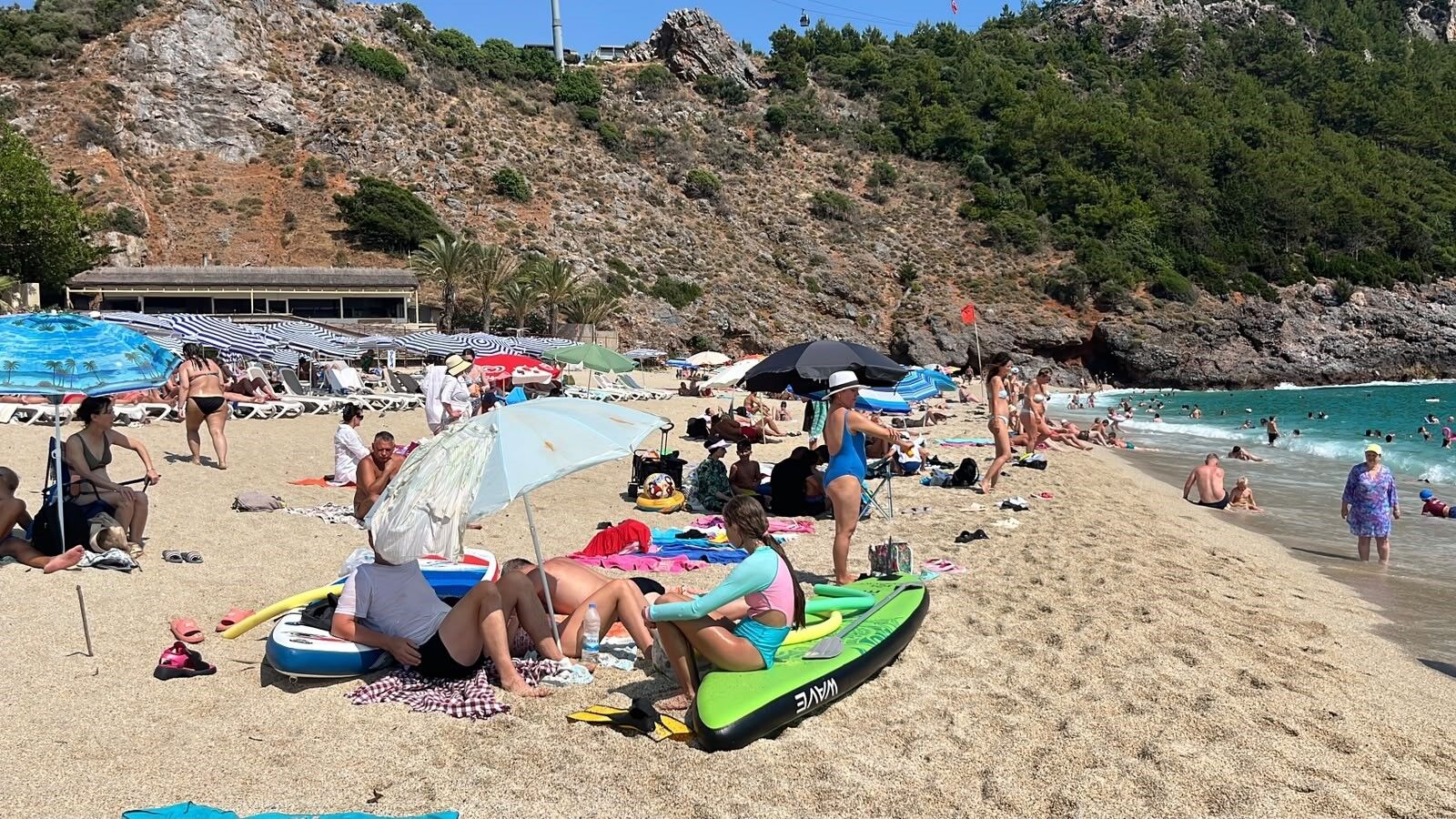 Alanya'da Sıcağı Hisseden Sahile Koştu (2)