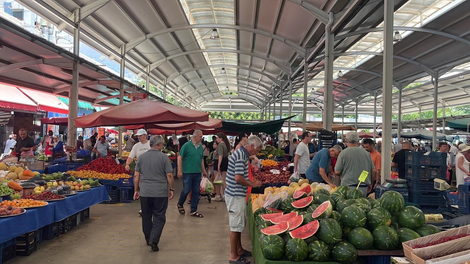 Alanya'da Üreticiden 30 Liraya Çıktı! Muz Pazarda 100 Lira (5)