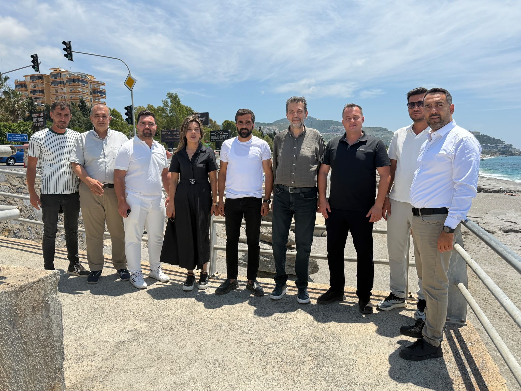 Alanya'nın En Yoğun Mahallesinde Hareketli Günler (1)