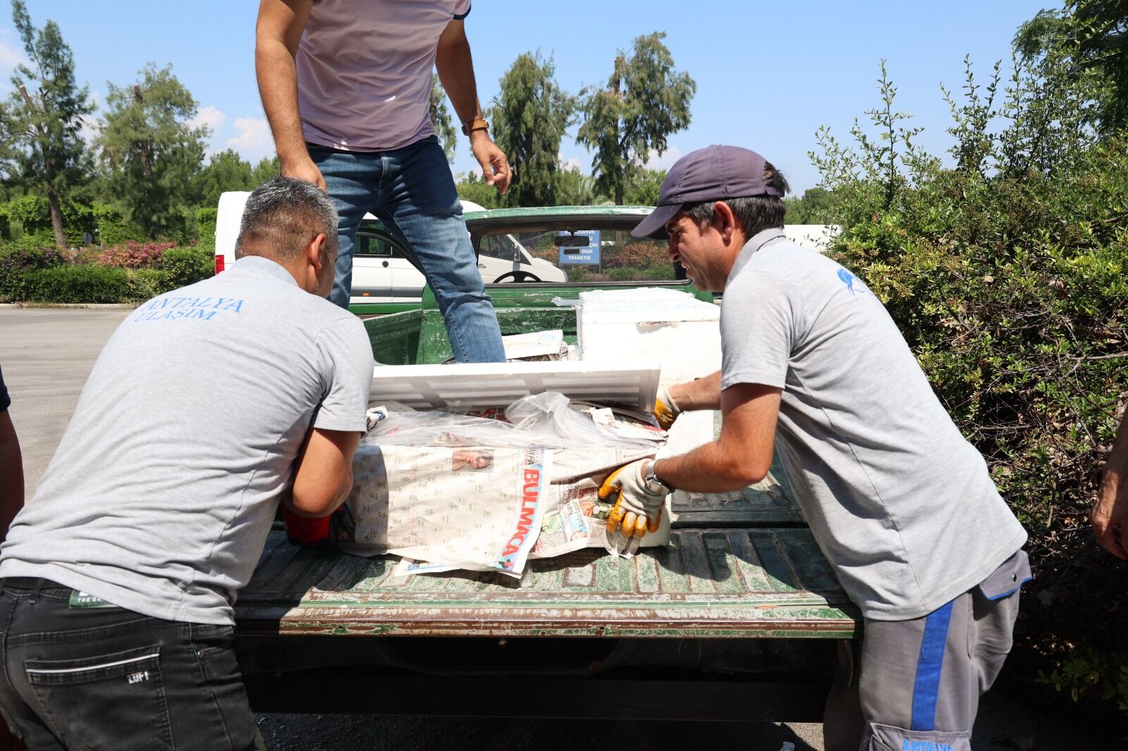 Antalya Otogarında Kaçak Balık Operasyonu (1)