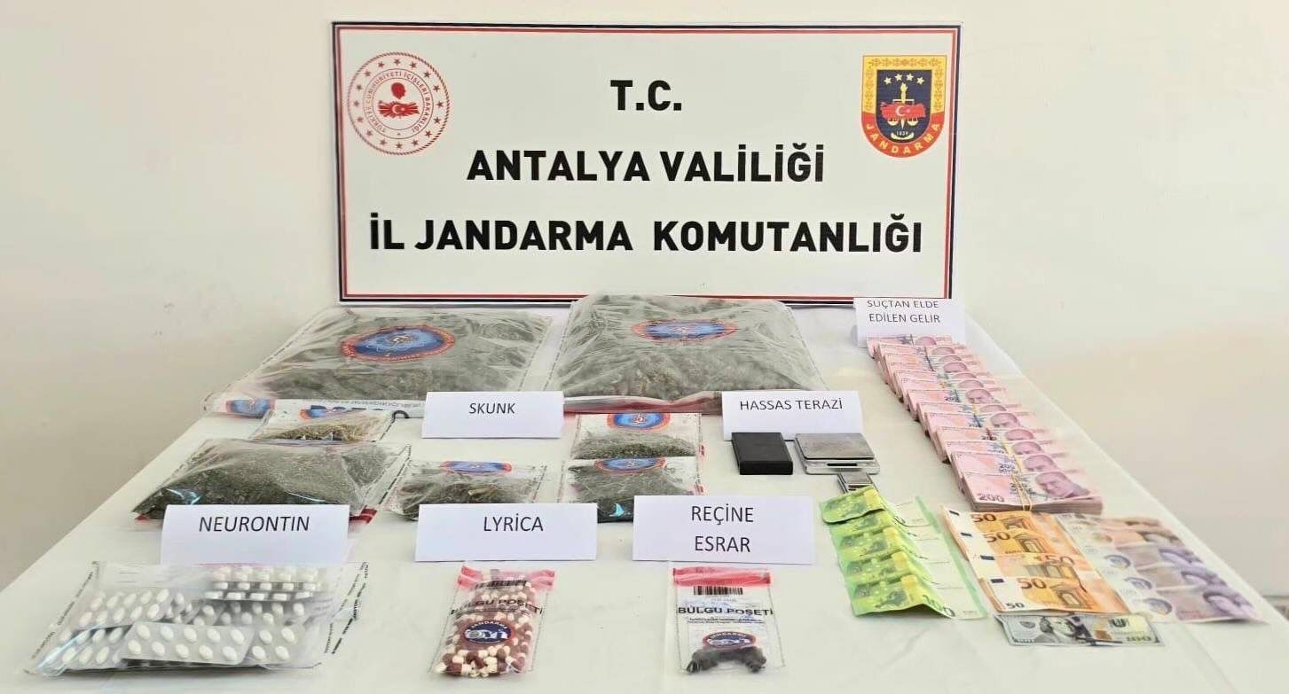 Antalya Uyuşturucu Operasyonu Tutuklandılar (2)