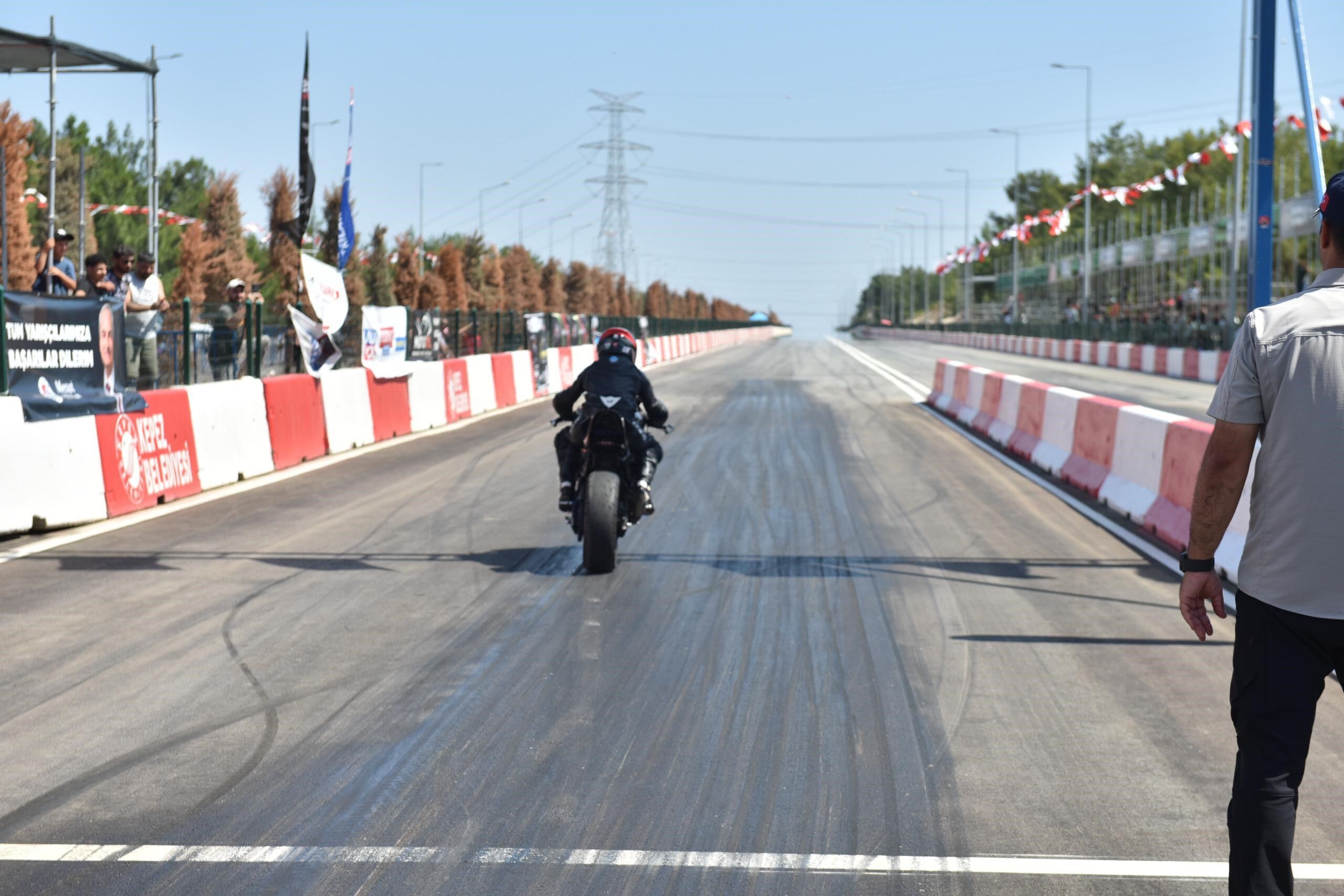 Antalya'da Hız Tutkunları Buluştu! Motodrag Nefes Kesti (3)