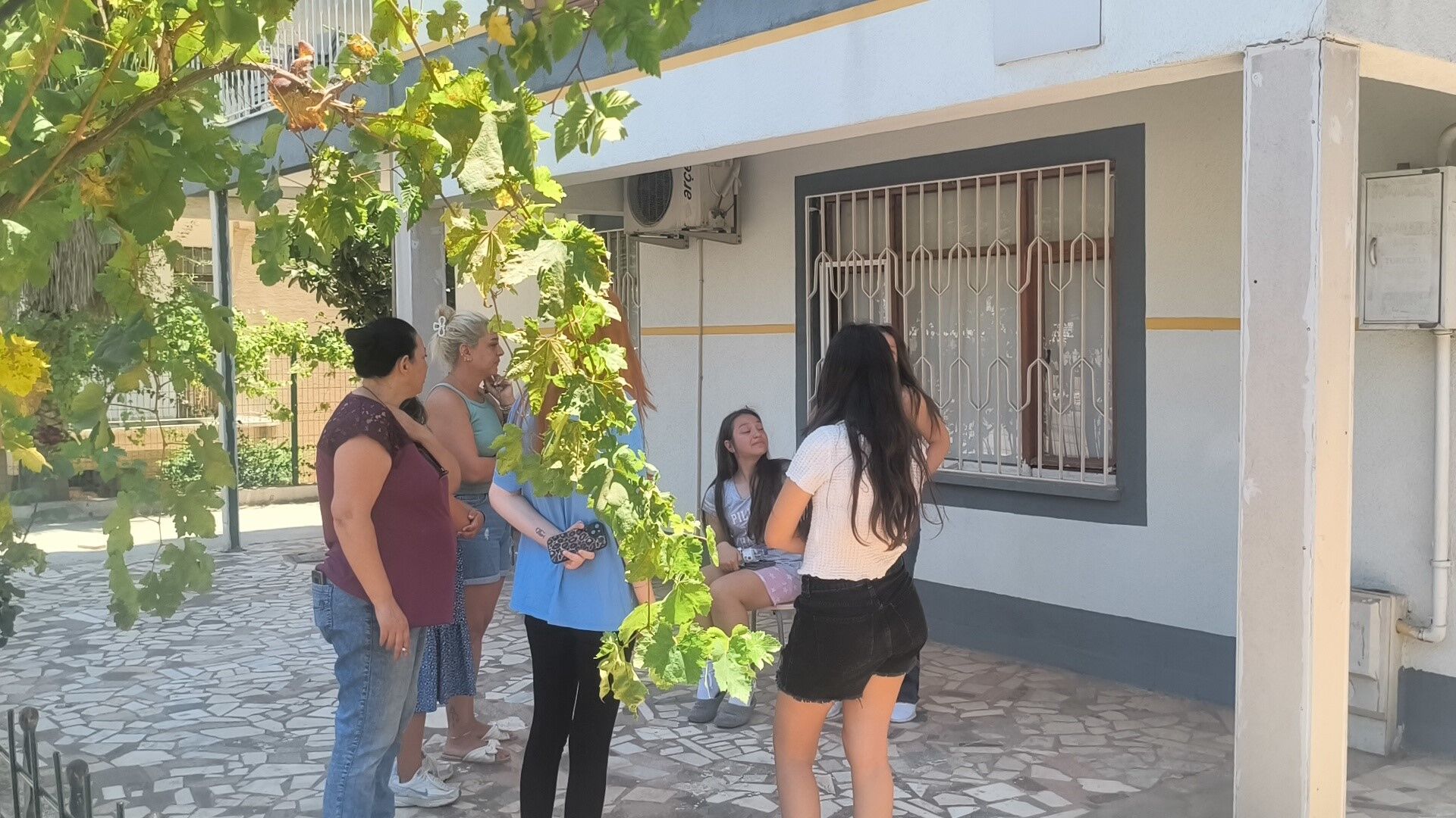 Antalya'da Kabus Dolu Dakikalar! Anne Kızın O Buluşması Ağlattı (4)