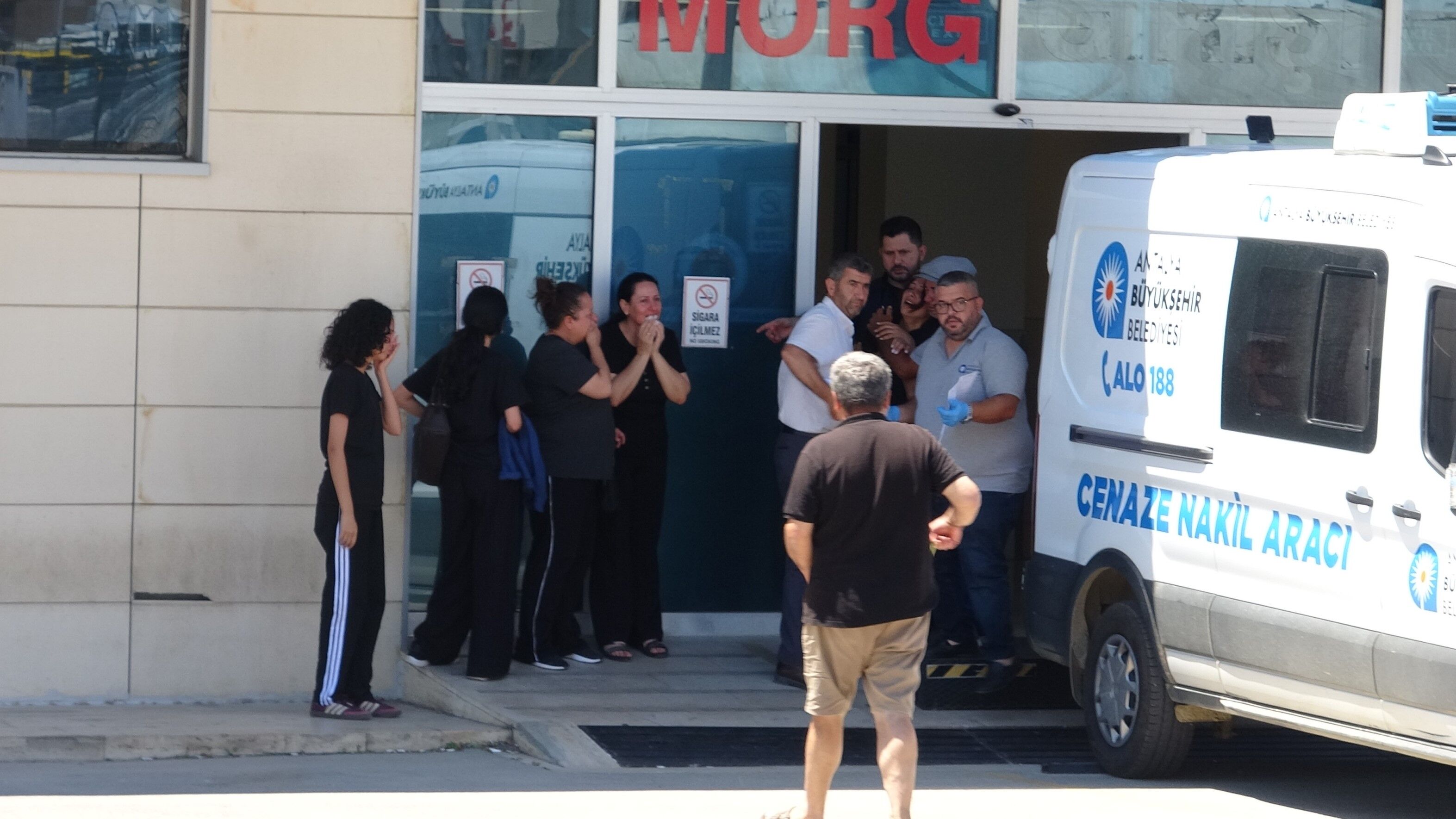 Antalya'da Kayalıklara Sıkıştı! 30 Yaşındaki Gencin Feci Ölümü (2)