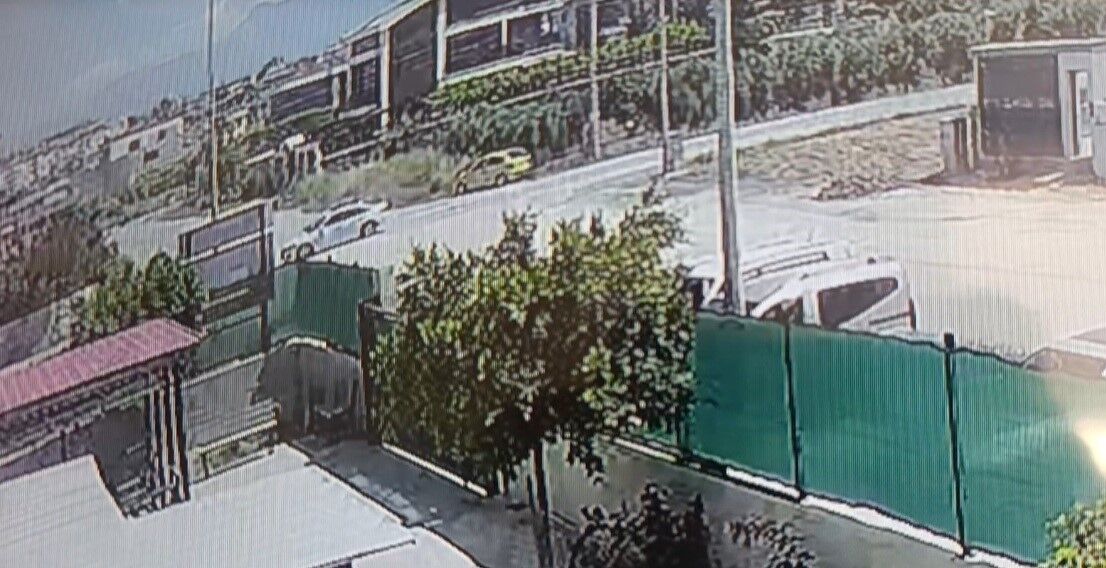 Antalya'da Korkutan Kavşak Kazası (3)
