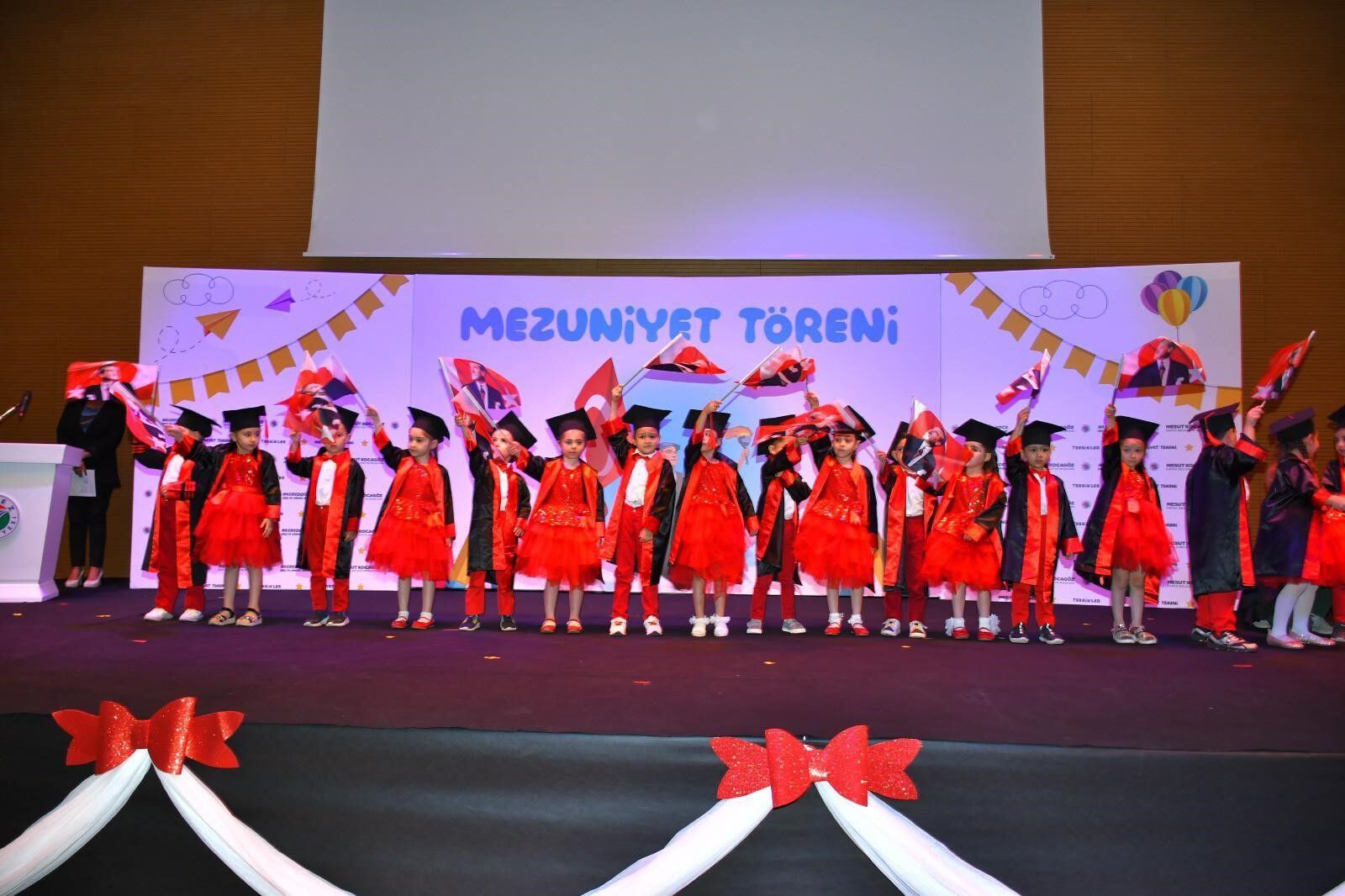 Antalya'da Mezuniyet Heyecanı (2)