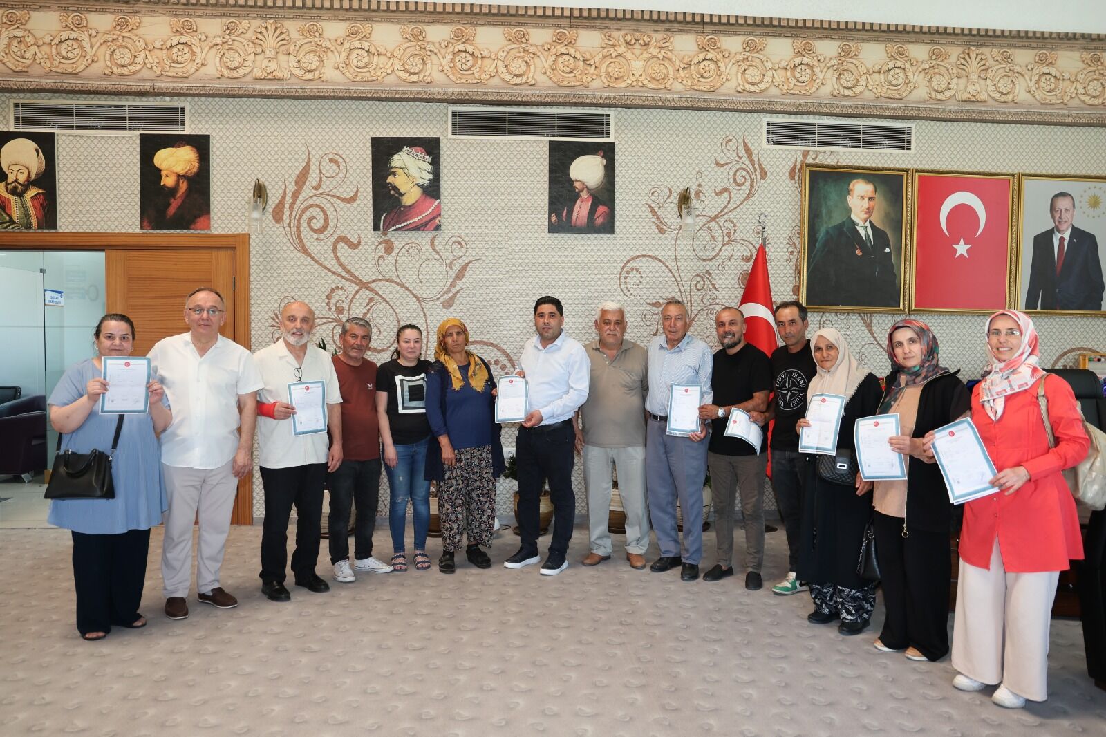 Antalya’da Mülkiyet Sorunlar Çözülüyor! 12 Kişi Tapusuna Kavuştu (2)