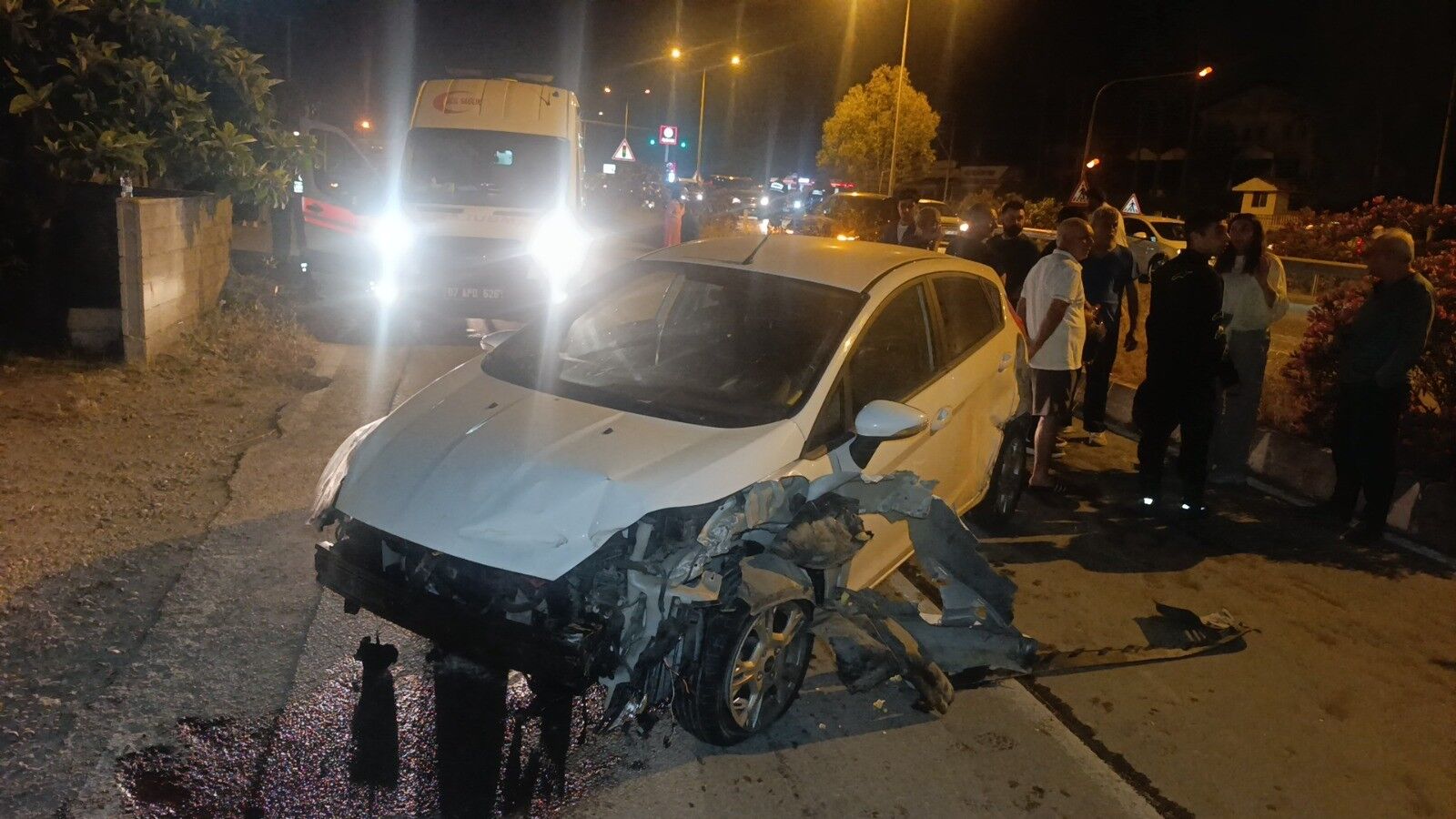 Antalya'da Zincirleme Kaza Araç Hurda (1)-1