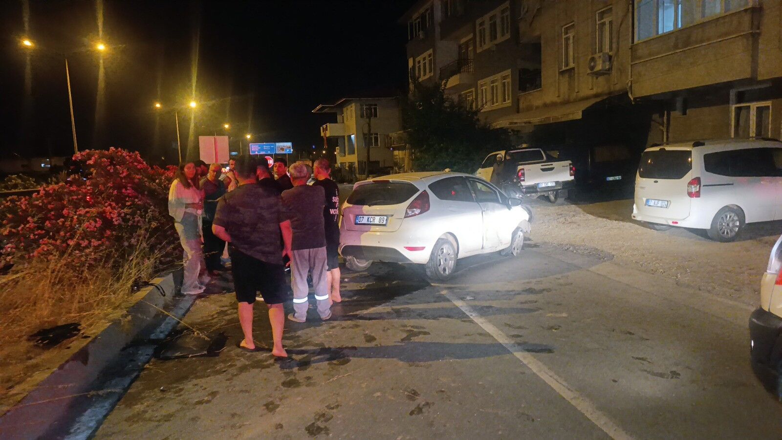 Antalya'da Zincirleme Kaza Araç Hurda (2)