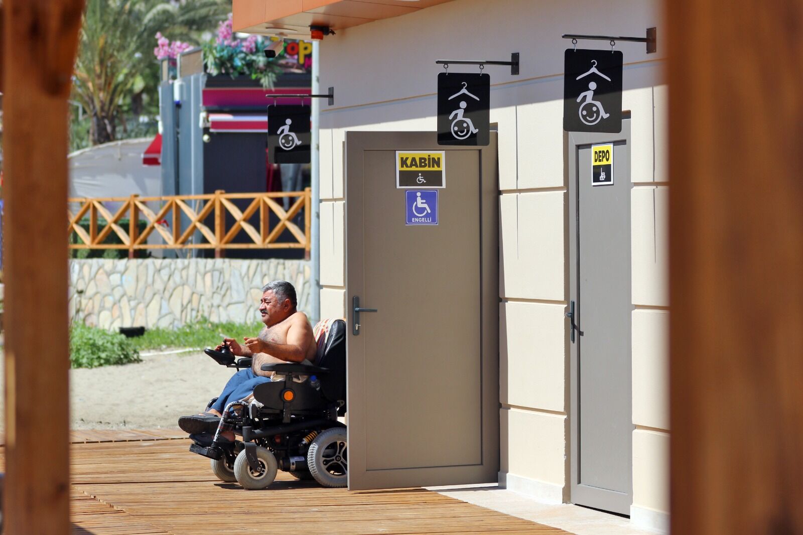 Aysultan Yıllarca Sessiz Kalmıştı! Alanya'nın Ücretsiz Plajlarında Yaz Hareketi (12)