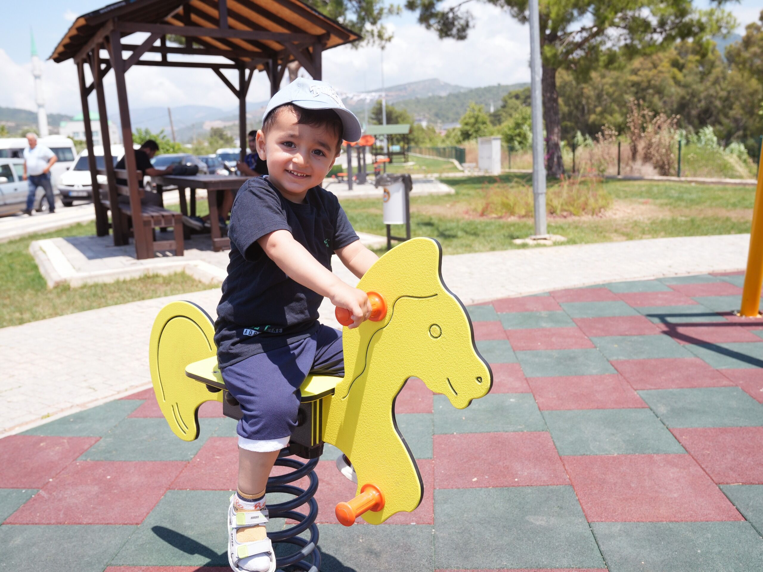Demirtaş'a Yeni Park! Alanya'da Genç Yaşta Ölen Nadir'in Adı Verildi (12)