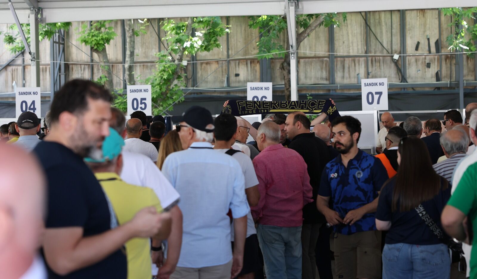 Fenerbahçe Seçim Alanya Delegeleri Oy (4)