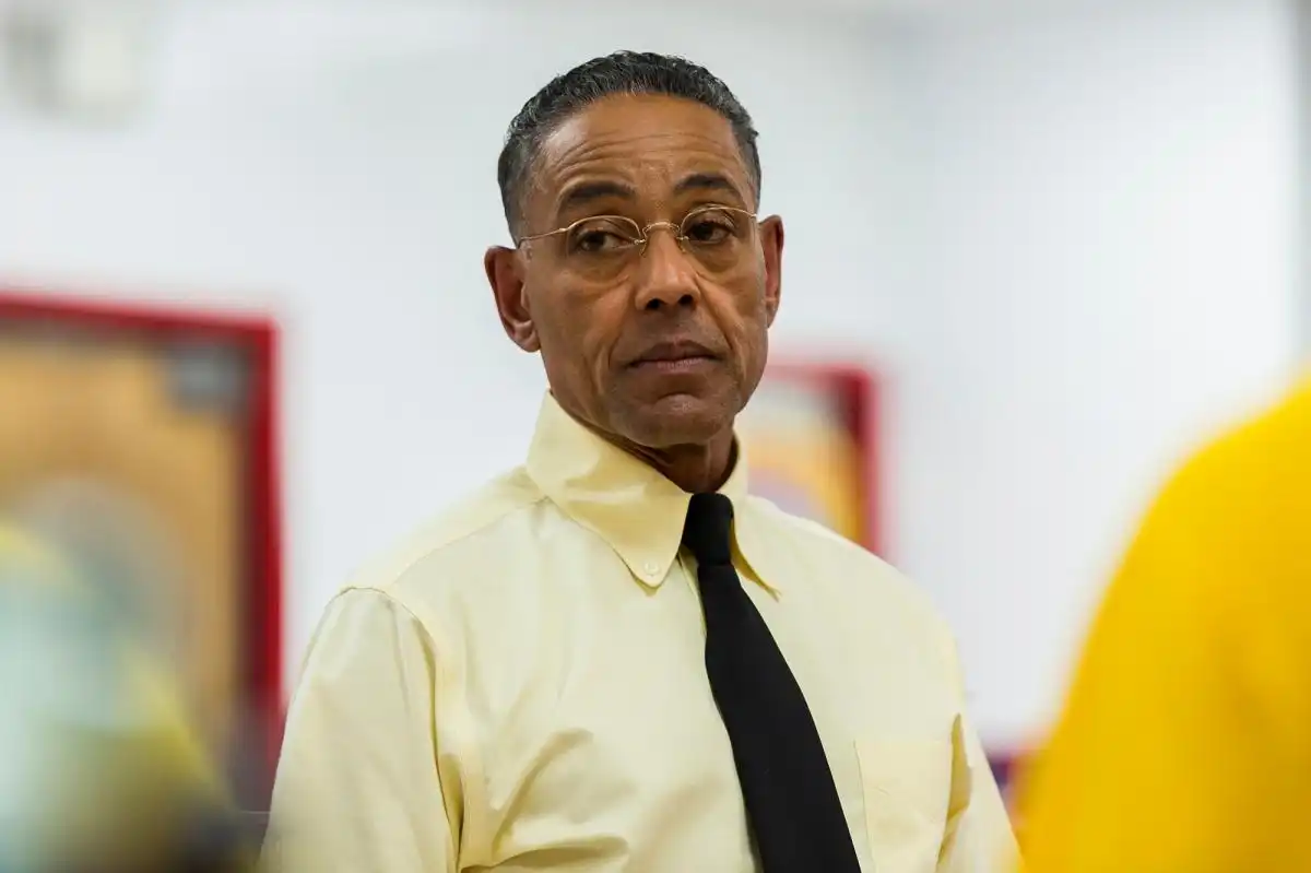 Giancarlo Esposito (2)