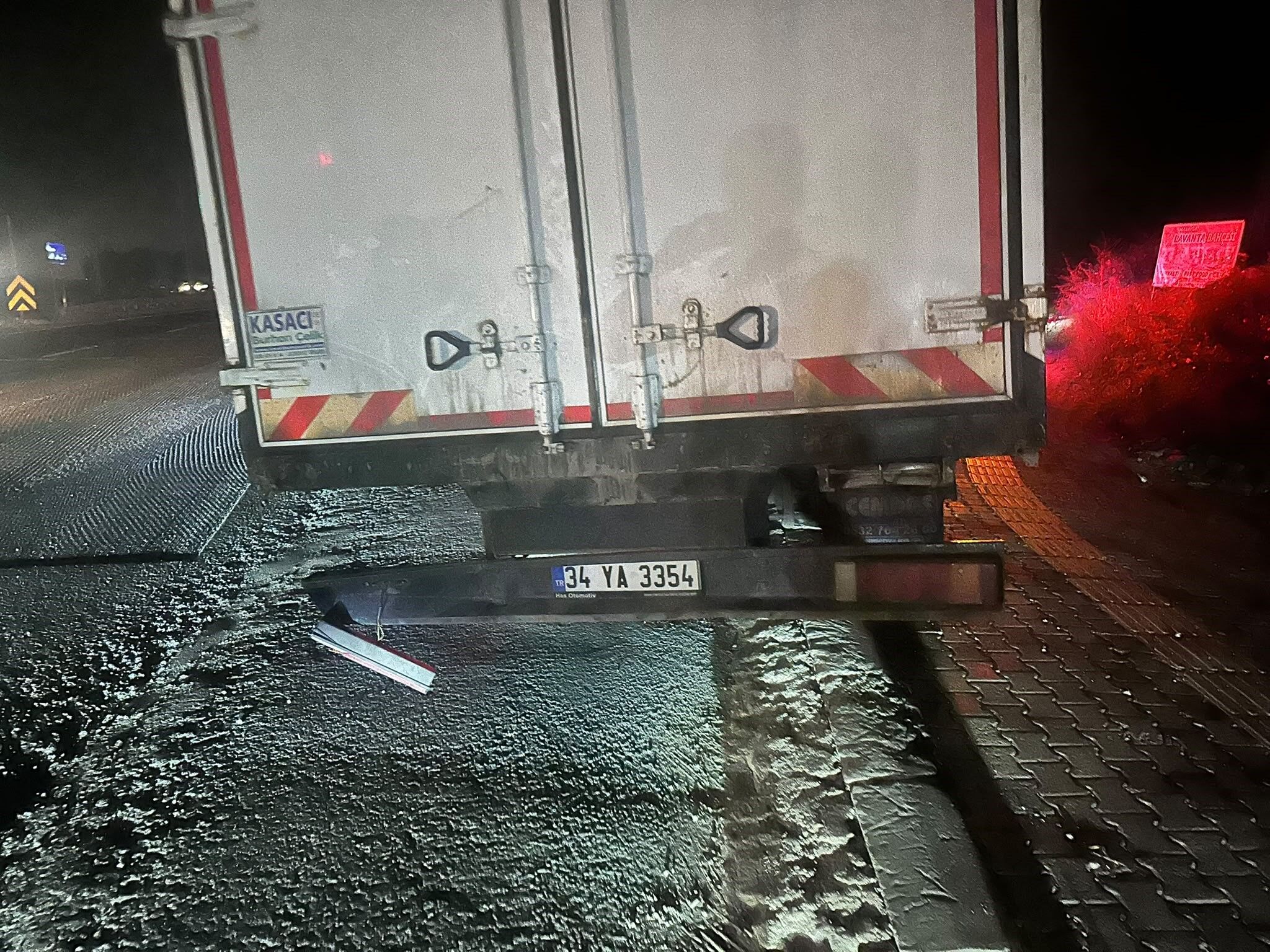 Kamyona Çarptı 1 Ölü Antalya Motosiklet Kazası (2)