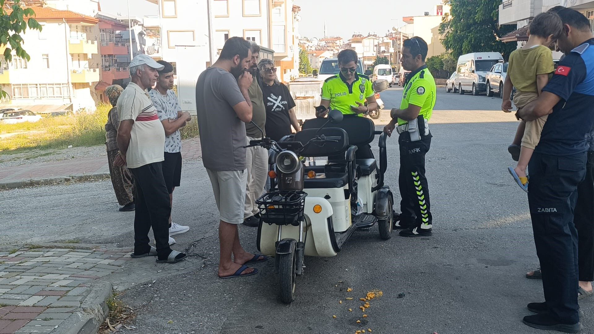 Manavgat'ta 4 Yaşındaki Çocuk Kazada Yaralandı (4)