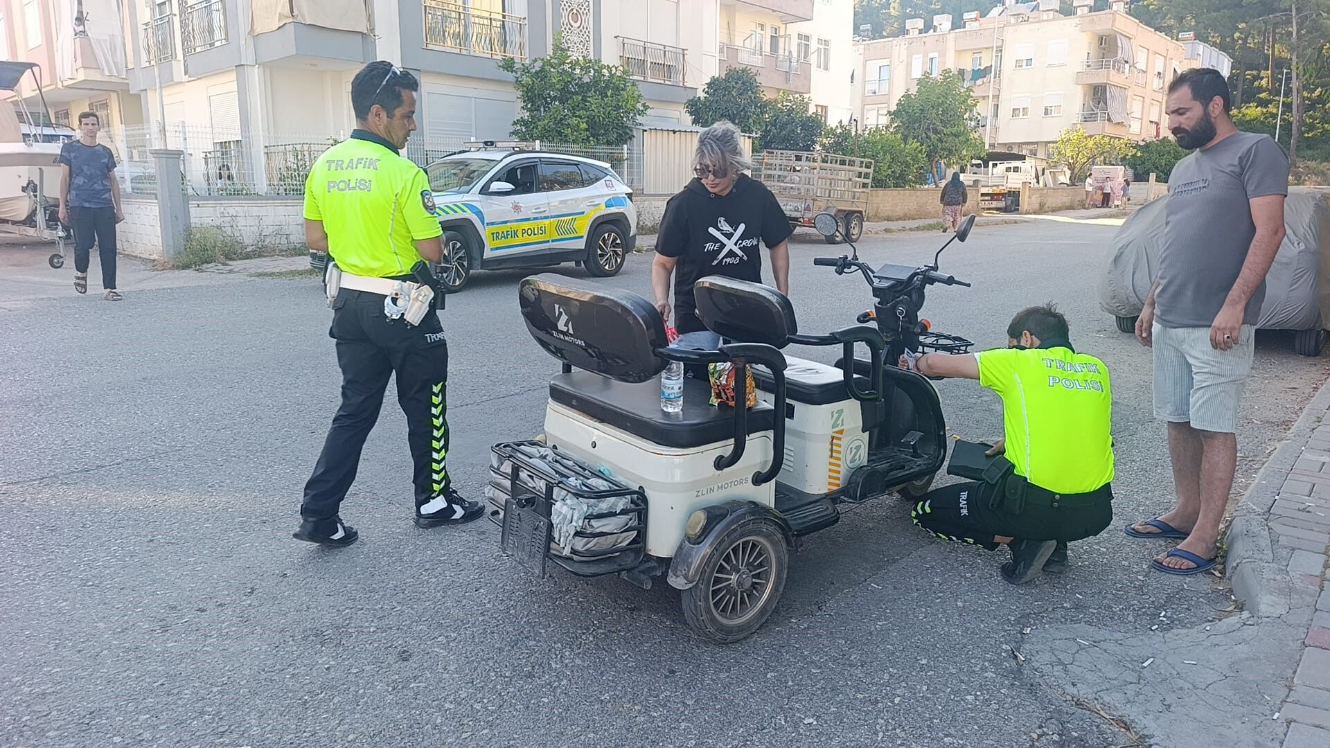 Manavgat'ta 4 Yaşındaki Çocuk Kazada Yaralandı (7)